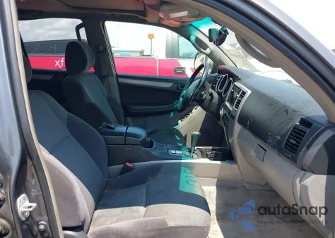 2005 Toyota 4Runner Sr5 Sport V6 from USA, damaged, VIN JTEBU14R350060207